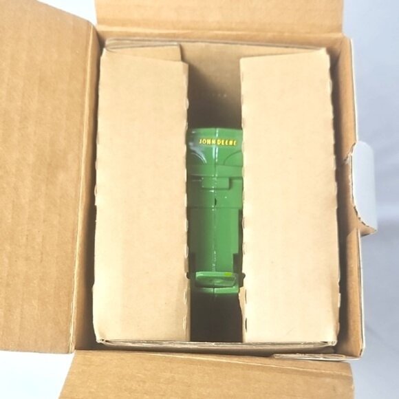 ERTL 1:16 Die-Cast John Deere Tractor Model 70 1998 Ohio FFA Foundation - Picture 14 of 15